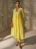 Load image into Gallery viewer, Serene Yellow Silk Kurta Set
