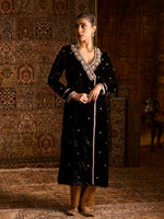 Load image into Gallery viewer, Siyahzar Black Velvet Suit Set
