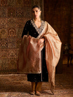Load image into Gallery viewer, Siyahzar Black Velvet Suit Set

