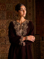 Load image into Gallery viewer, Zaarin Brown Velvet Pheran Set
