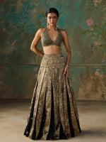 Load image into Gallery viewer, Vespera Black Lehenga Set
